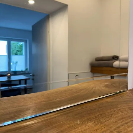 Robert Koch דירה *